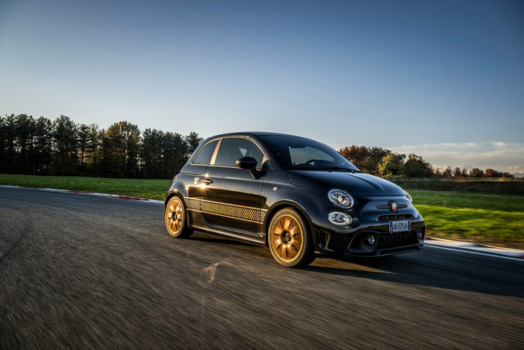 Abarth 695 75° Anniversario